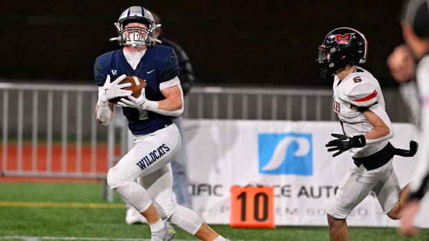 a Wilsonville Mountain View 5A Oregon football final November 24 2023 Leon Neuschwander 18